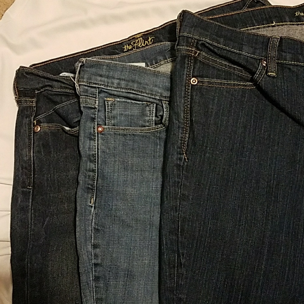 Bundle of 3 jeans